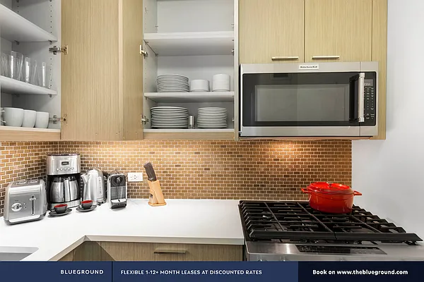 Rented by The Blueground | media 152