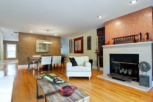 3rd image of 641 W Willow St 143 #143