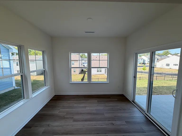 417 Marthas View Way — Photo 9