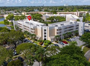 Sunrise Lakes Iv, Sunrise, FL 33322