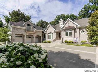 713 Lismore Ln, Springfield, IL 62704