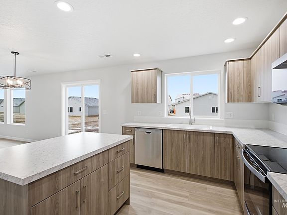 5th image of 2874 W Taiban Creek Dr