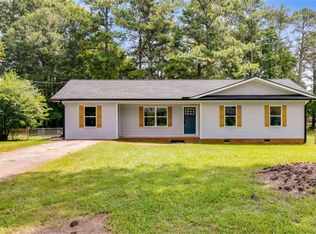69 Sunny Ln, Villa Rica, GA 30180