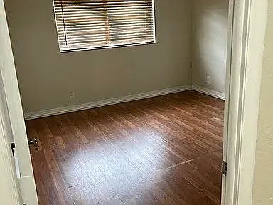 1300 Moffett St #314 — Photo 3