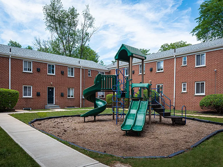 Orchard Gardens — Photo 7