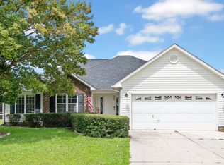 202 Weeping Hollow Ct, Jacksonville, NC 28546