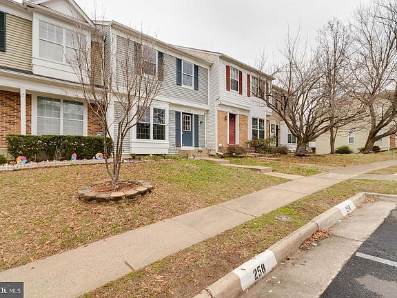 2nd image of 2608 Miranda Ct