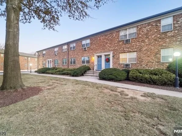 19 Savage Rd #U35-e3, Denville, NJ 07834