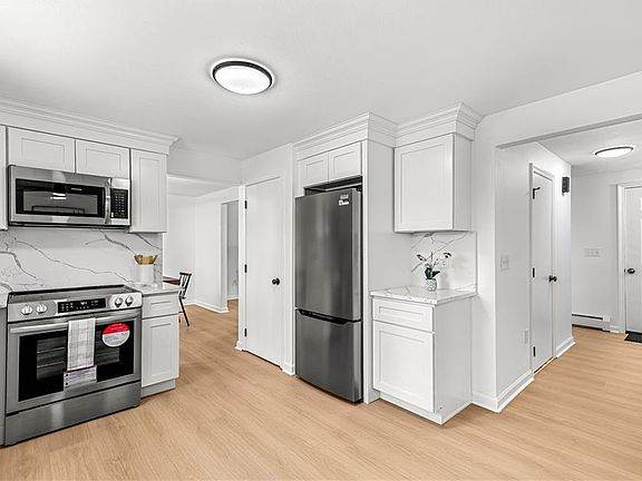 4th image of 4 Cassisi Ct