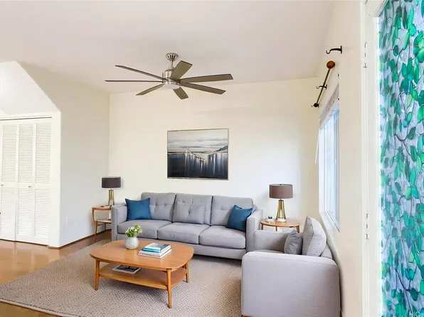 91-1025 Kaileolea Dr APT J4, Ewa Beach, HI 96706