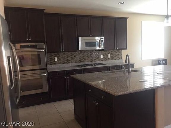3rd image of 9627 Vital Crest St