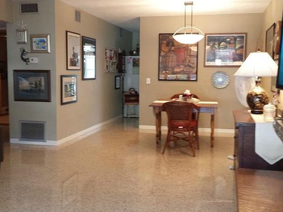 4th image of 4143 56th St N APT 905