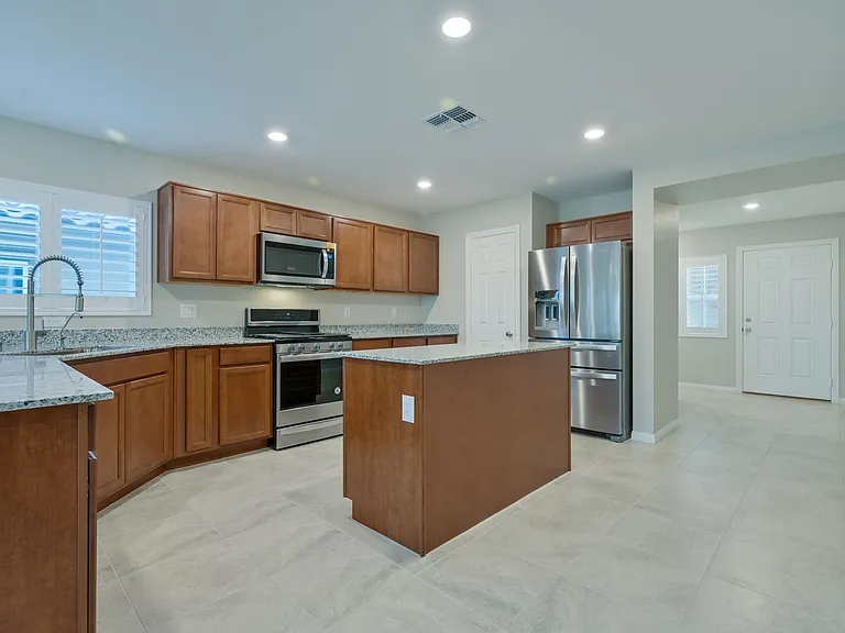 9792 Newcastle Spring Ave — Photo 8