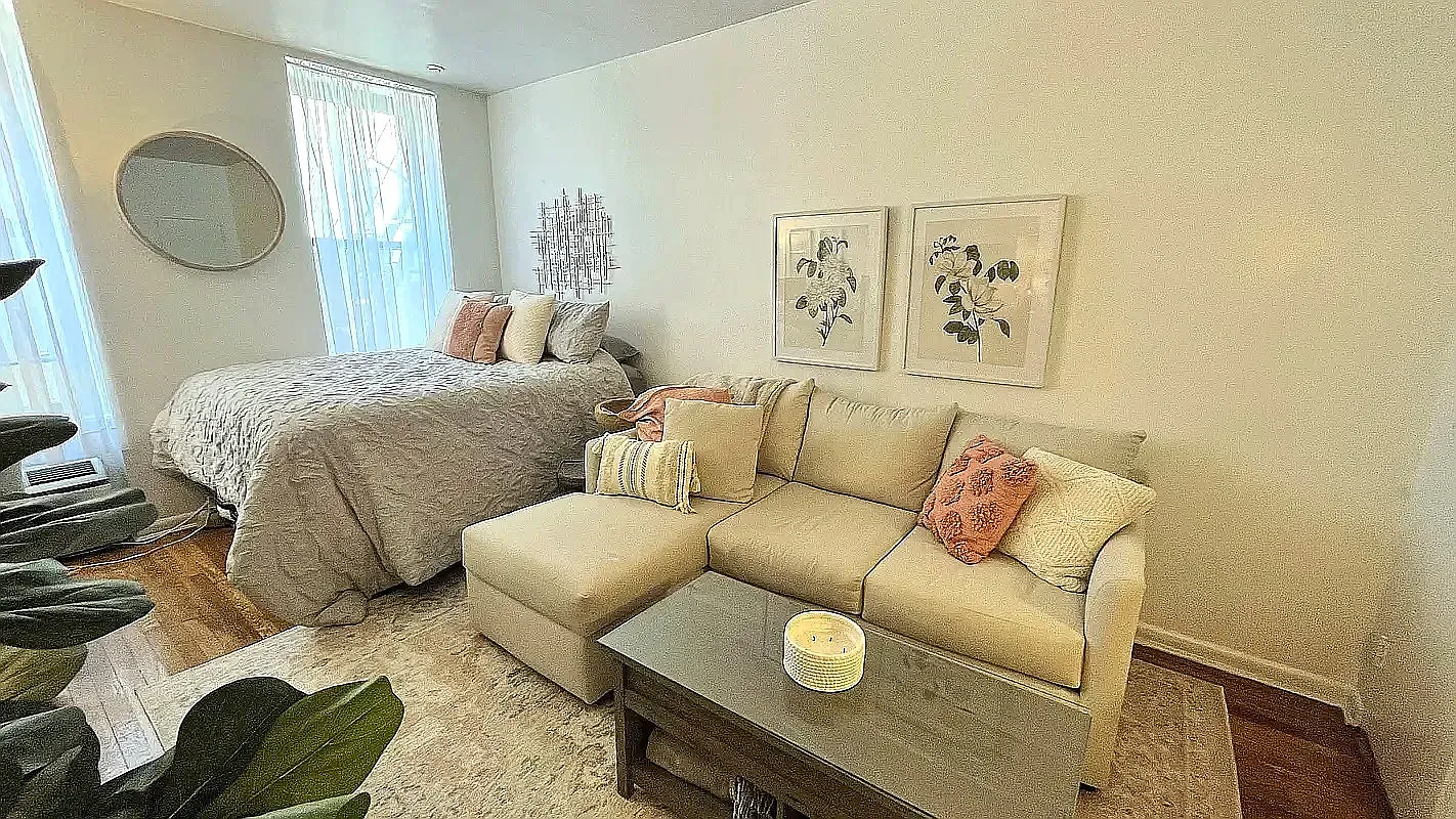247 East 52nd Street — Photo 3
