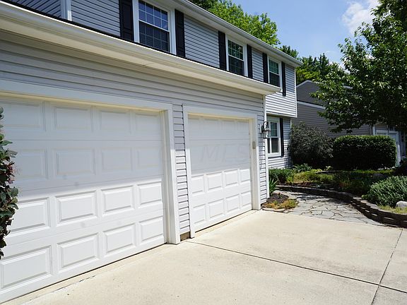 4th image of 3040 Highpoint Dr
