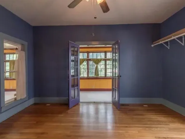707 Liberty St — Photo 2