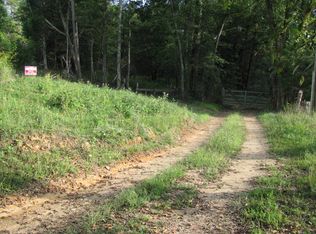 Beech Crk Rd, Clifton, TN 38425