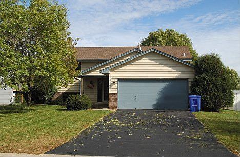 For Sale: 14346 Excelsior Lane, Apple Valley, MN 55124