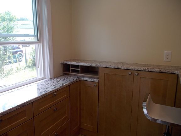 Kitchen, ample counter space