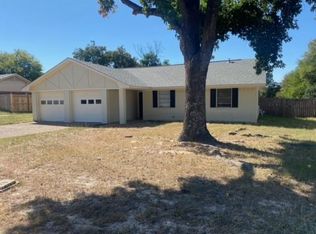 714 Bunny Rabbit Rd, Athens, TX 75751
