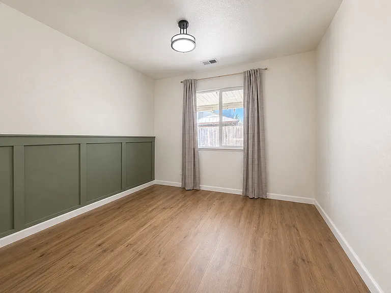 5701 Dainty Ct — Photo 10