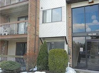 820 Edison Glen Ter FLOOR 2, Edison, NJ 08837