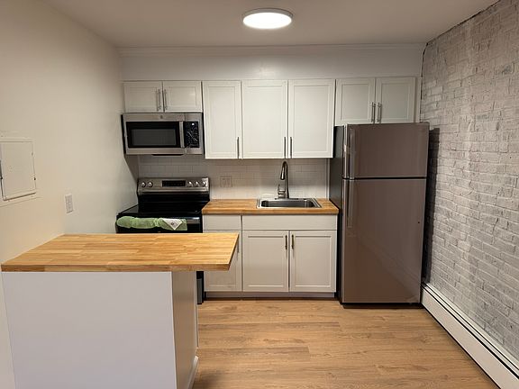2nd image of 125 Court St #4A