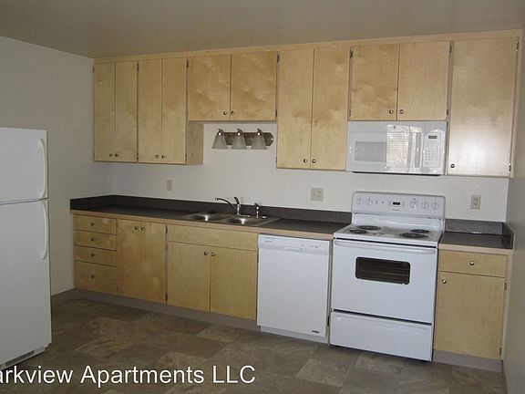 2nd image of 4500 Parkview Dr APT 310