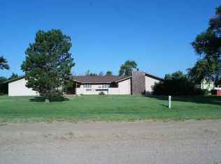 11369 104th Rd, Ensign, KS 67841