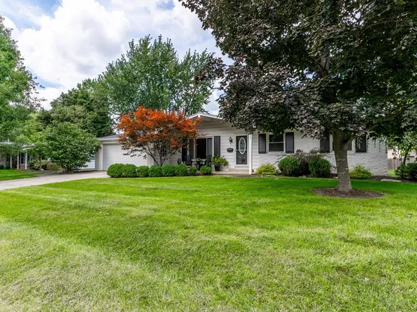 2727 Roscommon Dr, Fort Wayne, IN 46805