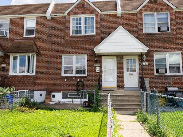 8729 Ditman St, Philadelphia, PA 19136