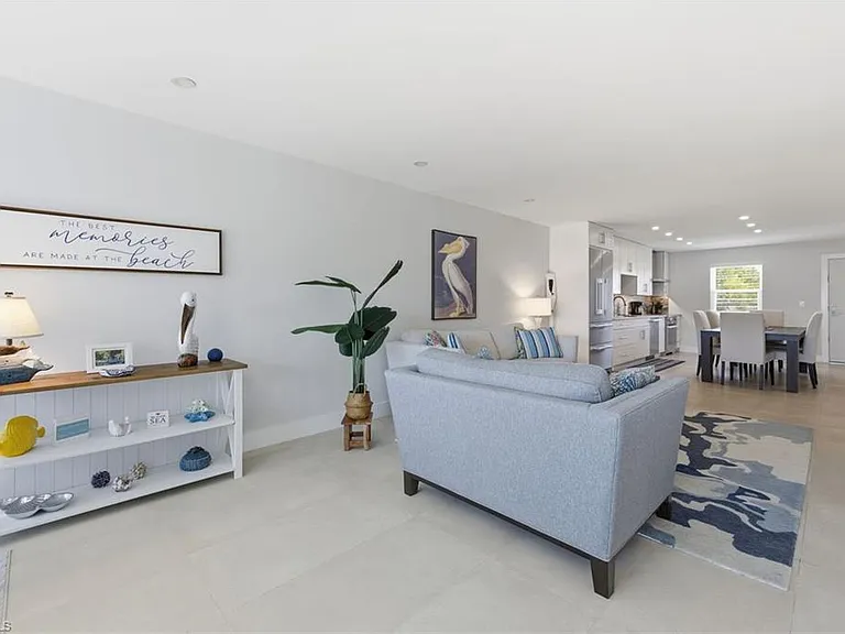 4200 Belair Ln #313 — Photo 9