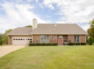 205 Wesley Ct, Florence, AL 35630