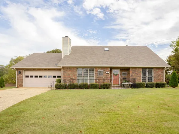 205 Wesley Ct, Florence, AL 35630