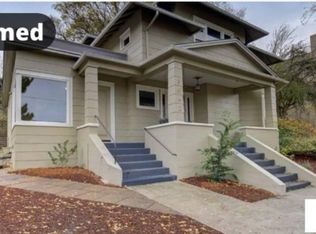 3042 15th Ave W, Seattle, WA 98119