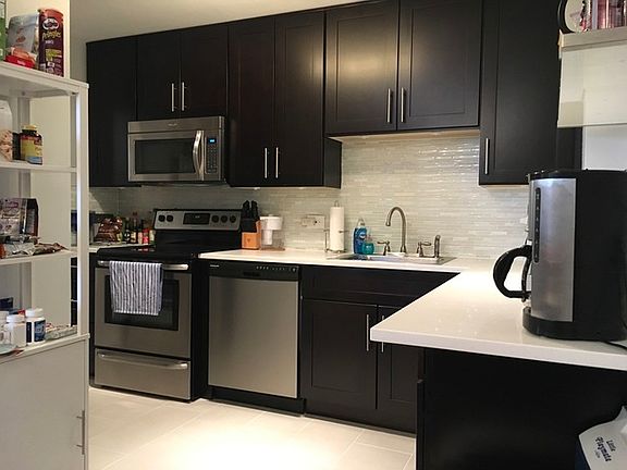 3rd image of 4250 N Marine Dr APT 1233