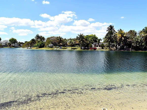 13949 SW 84th St #801, Miami, FL 33183