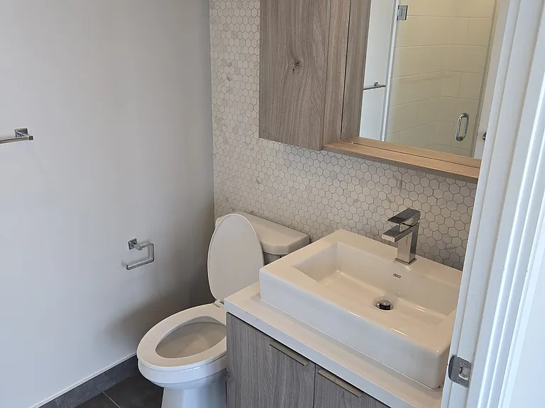 70 Annie Craig Dr #4202 — Photo 11