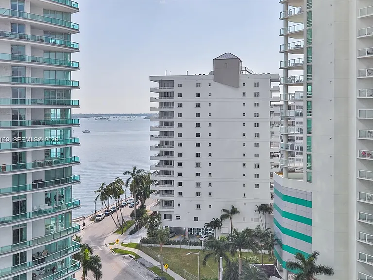 1300 Brickell Bay Dr #1206 — Photo 23