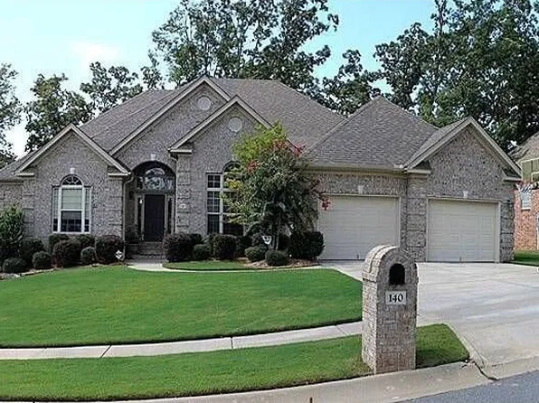140 Blackburn Dr, Little Rock, AR 72211