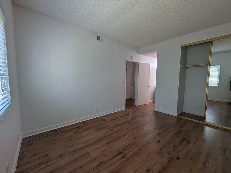 1573 Thornbriar Dr — Photo 11