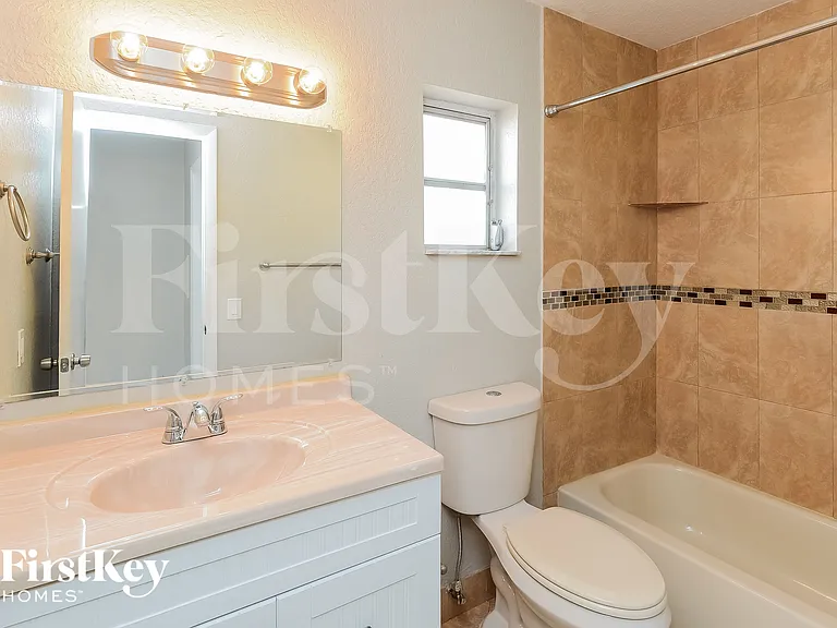3631 NW 108th Dr — Photo 10