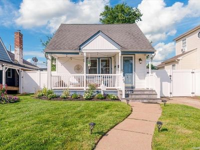 68 Beach Drive, Merrick, NY, 11566