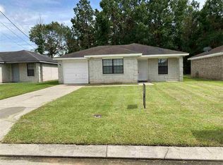 3525 Minnie Dr, Beaumont, TX 77708