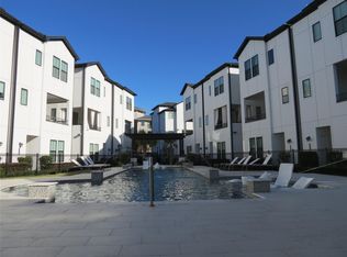 2802 Grand Fountains Dr #E, Houston, TX 77054