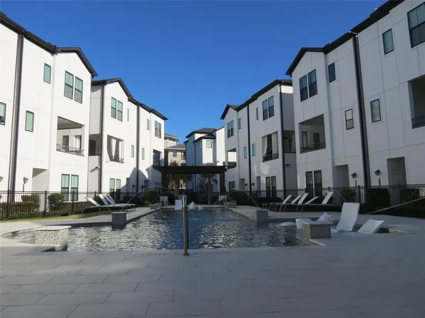 2802 Grand Fountains Dr #E, Houston, TX 77054