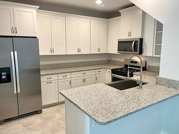 5th image of 57 Leeward Island Dr
