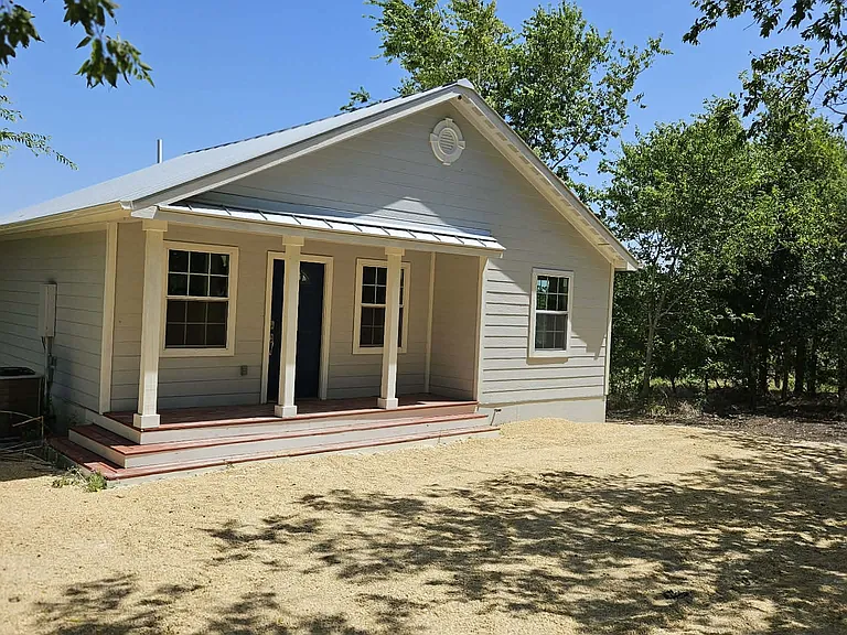 1148 County Road 417 — Photo 1