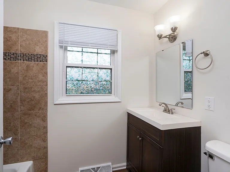 921 Dogwood Cir — Photo 19