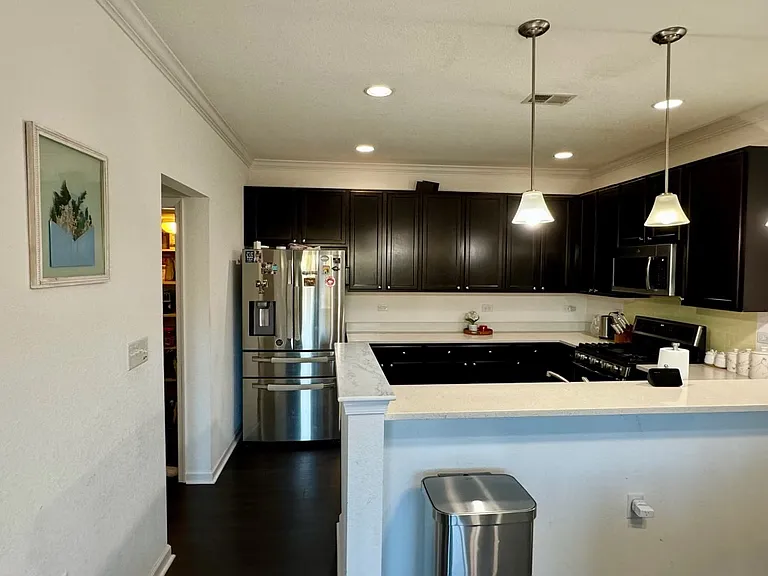 4080 Trenwith Ln — Photo 5